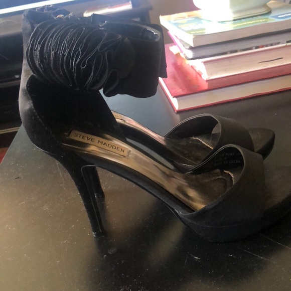 Shoes - Picture 10 of 12